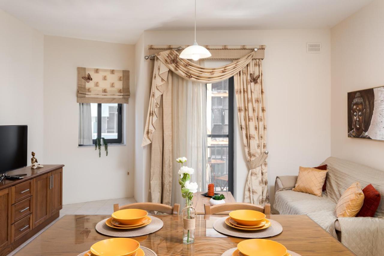 Spacious, Bright & Cosy 2 Bedroom 2 Bathroom Apartment - Msida Uni Heights Exteriör bild