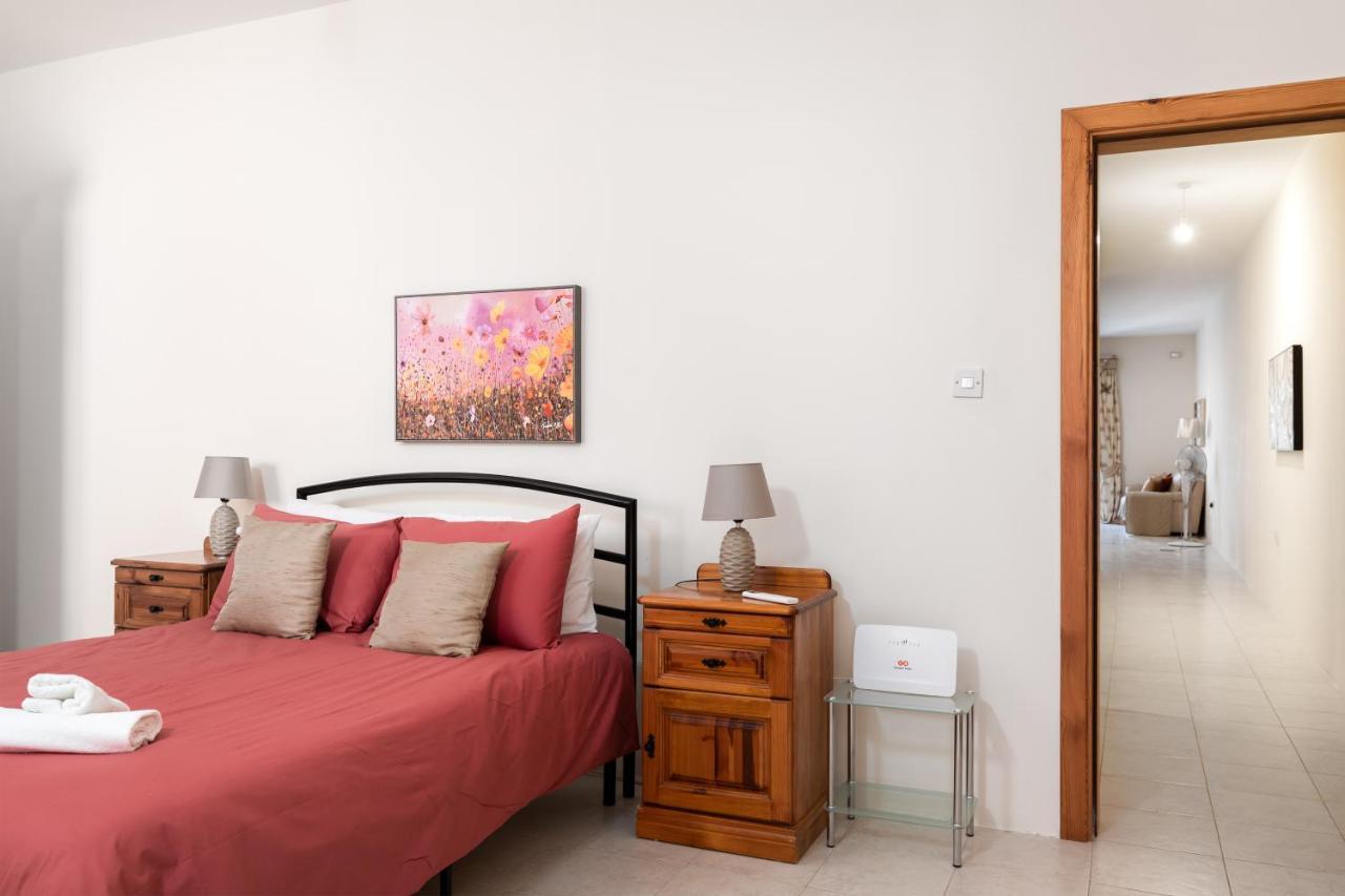 Spacious, Bright & Cosy 2 Bedroom 2 Bathroom Apartment - Msida Uni Heights Exteriör bild