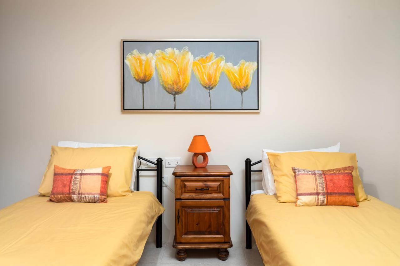Spacious, Bright & Cosy 2 Bedroom 2 Bathroom Apartment - Msida Uni Heights Exteriör bild