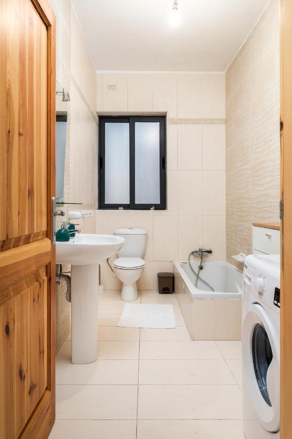 Spacious, Bright & Cosy 2 Bedroom 2 Bathroom Apartment - Msida Uni Heights Exteriör bild
